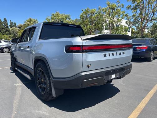 2022 Rivian R1T Launch Edition