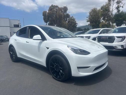 2023 Tesla Model Y Long Range Dual Motor All-Wheel Drive