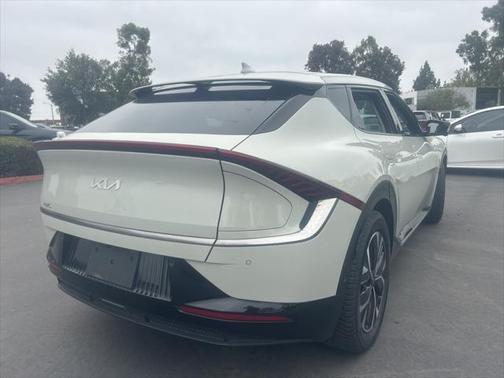 2022 Kia EV6 Wind