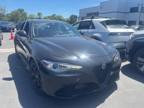 2021 Alfa Romeo Giulia Base