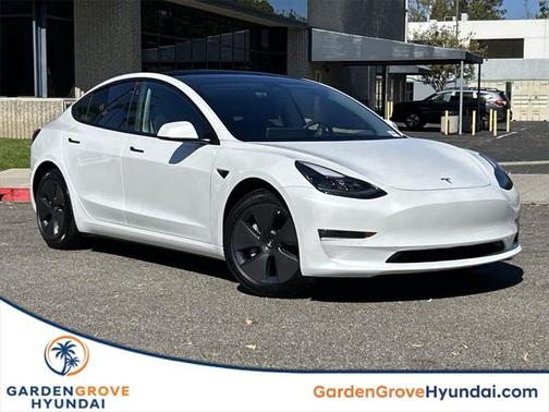 2021 Tesla Model 3 Standard Range Plus