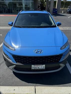 2022 Hyundai KONA SEL