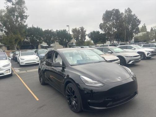 2022 Tesla Model Y Performance Dual Motor All-Wheel Drive