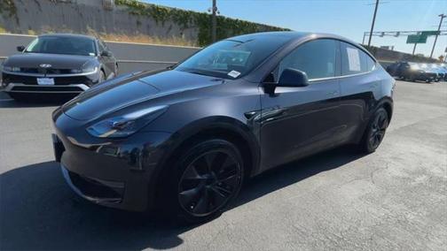 2024 Tesla Model Y Long Range Dual Motor All-Wheel Drive