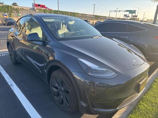 2024 Tesla Model Y Long Range Dual Motor All-Wheel Drive