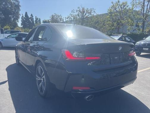 2023 BMW 330 330i