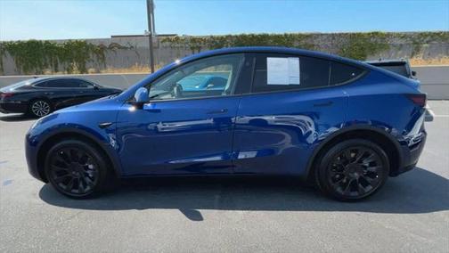 2024 Tesla Model Y Long Range Dual Motor All-Wheel Drive