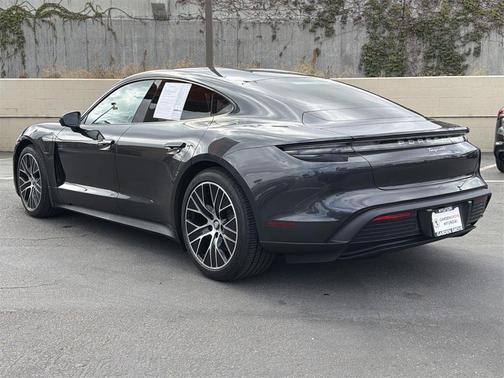 2022 Porsche Taycan Base