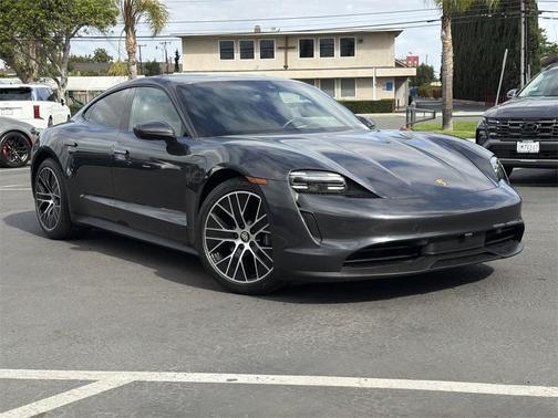 2022 Porsche Taycan Base