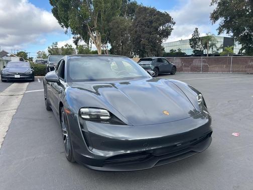 2022 Porsche Taycan Base