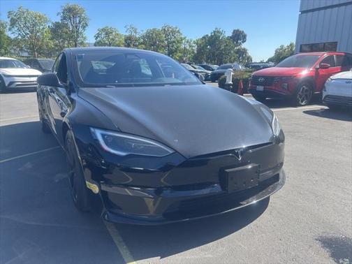 2022 Tesla Model S Base