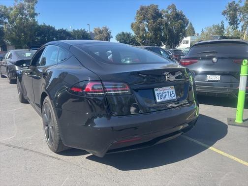 2022 Tesla Model S Base