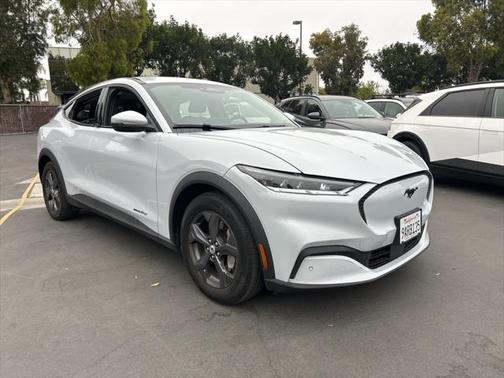 2022 Ford Mustang Mach-E Select