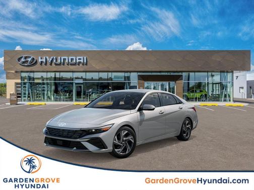 2025 Hyundai ELANTRA Limited
