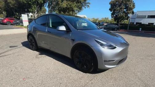 2025 Tesla Model Y Long Range Dual Motor All-Wheel Drive