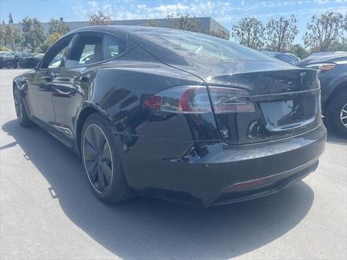 2022 Tesla Model S Base