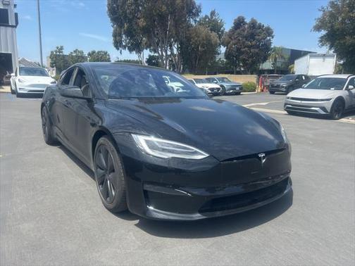 2022 Tesla Model S Base