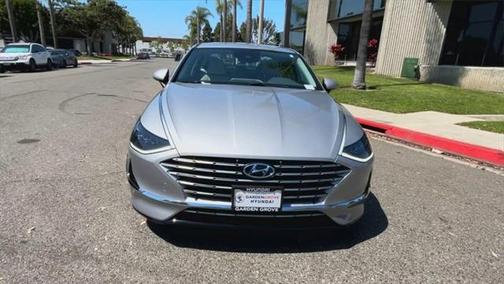 2023 Hyundai SONATA Hybrid SE