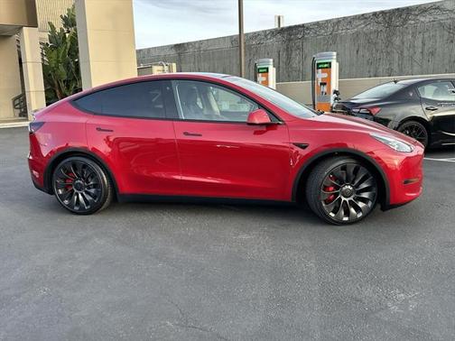2023 Tesla Model Y Performance Dual Motor All-Wheel Drive