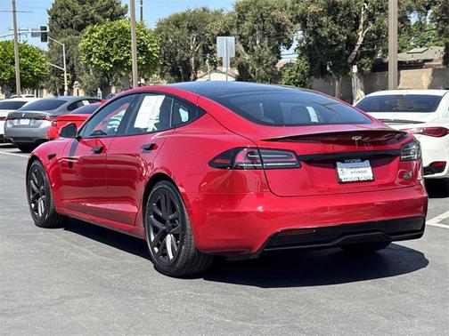 2022 Tesla Model S Plaid