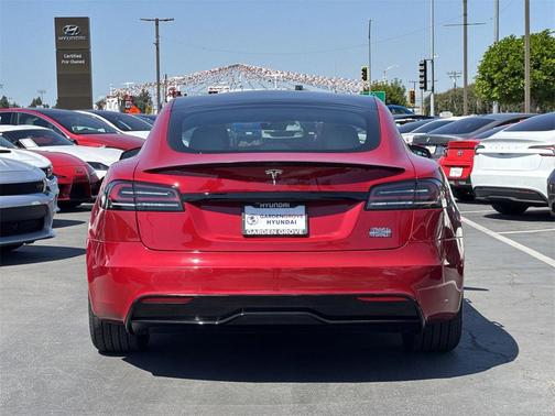 2022 Tesla Model S Plaid