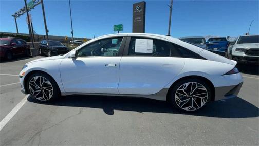 2025 Hyundai IONIQ 6 SEL