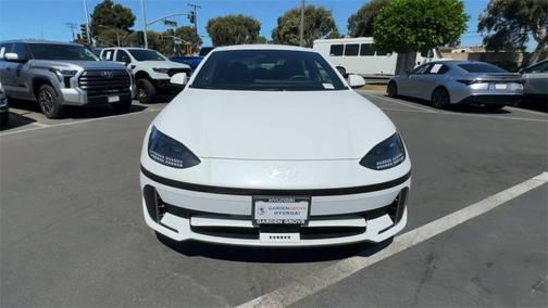 2025 Hyundai IONIQ 6 SEL