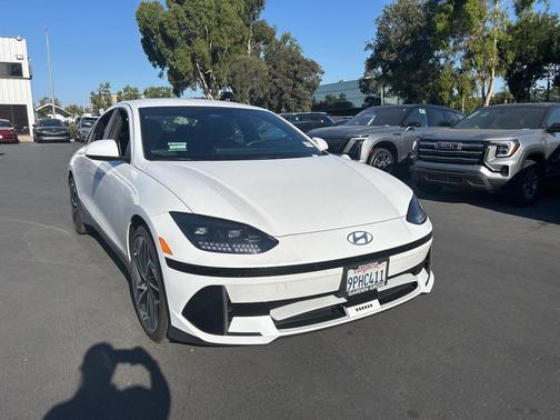 2025 Hyundai IONIQ 6 SEL