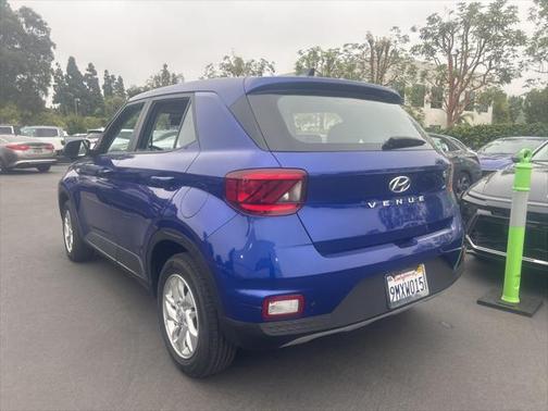 2022 Hyundai VENUE SE