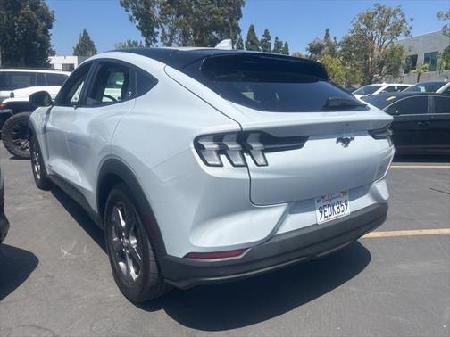 2022 Ford Mustang Mach-E Select