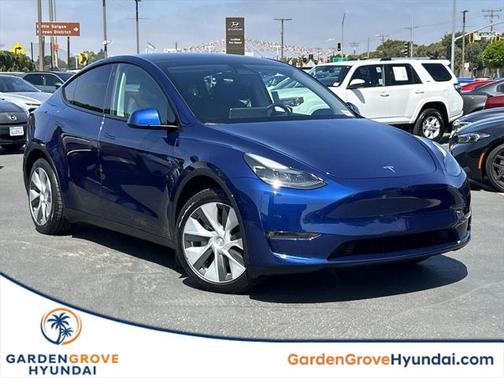 2023 Tesla Model Y Long Range Dual Motor All-Wheel Drive
