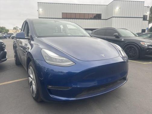2023 Tesla Model Y Long Range Dual Motor All-Wheel Drive