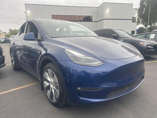 2023 Tesla Model Y Long Range Dual Motor All-Wheel Drive