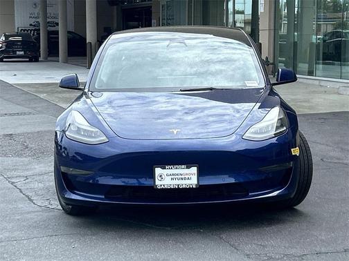 2022 Tesla Model 3 Standard Range