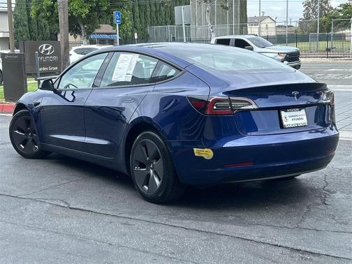 2022 Tesla Model 3 Standard Range