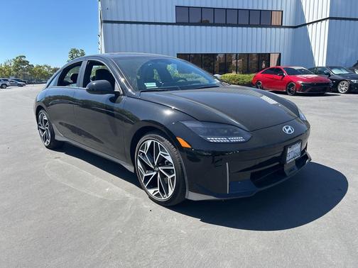 2025 Hyundai IONIQ 6 SEL