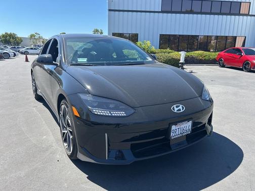 2025 Hyundai IONIQ 6 SEL