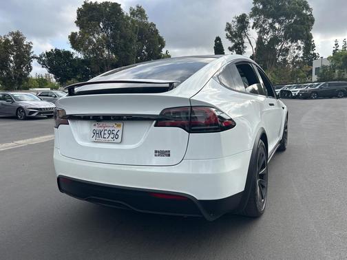 2023 Tesla Model X Plaid Tri Motor All-Wheel Drive