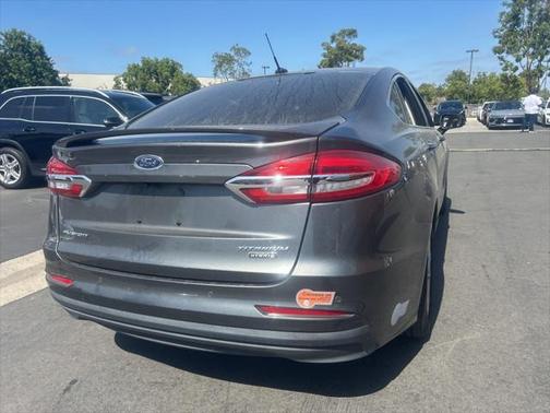 2020 Ford Fusion Plug-In Hybrid Titanium