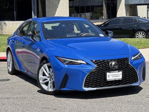 2022 Lexus IS 300 Base