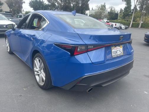 2022 Lexus IS 300 Base