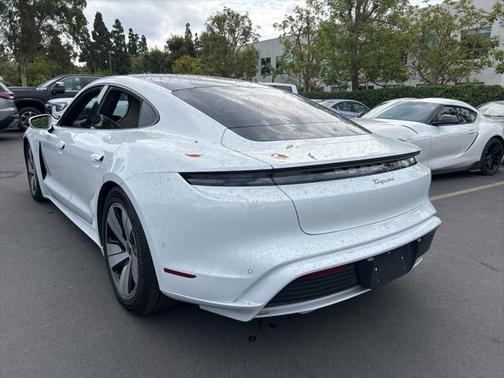 2022 Porsche Taycan Base