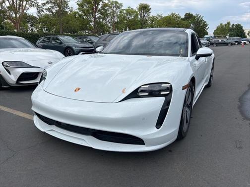 2022 Porsche Taycan Base