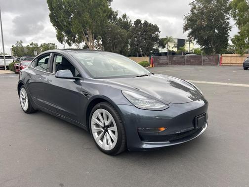 2022 Tesla Model 3 Long Range
