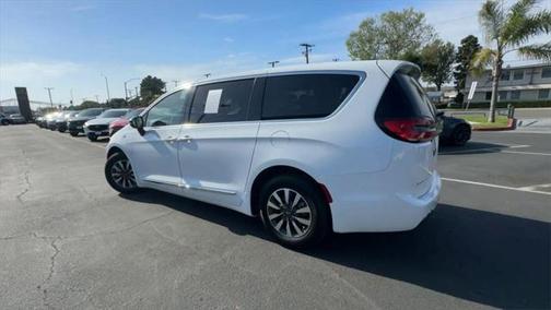 2023 Chrysler Pacifica Hybrid Limited