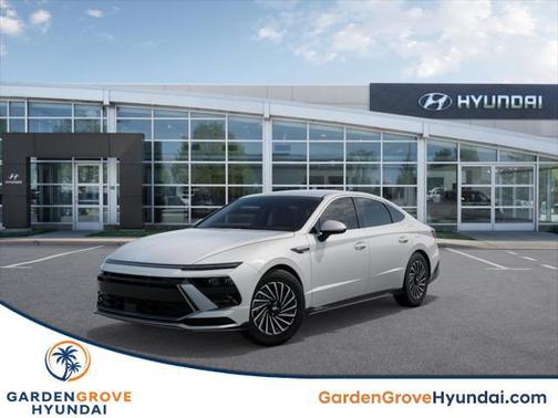 2025 Hyundai SONATA Hybrid SE
