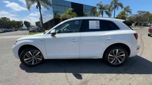 2022 Audi Q5 45 S line Premium Plus