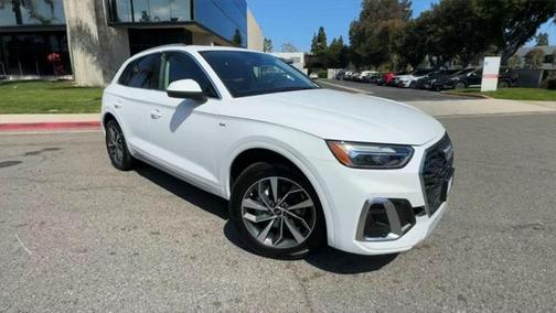 2022 Audi Q5 45 S line Premium Plus