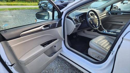 2017 Ford Fusion Energi SE Luxury