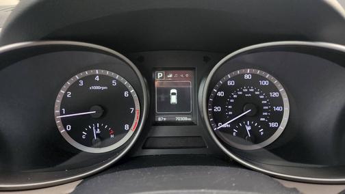 2017 Hyundai SANTA FE SE